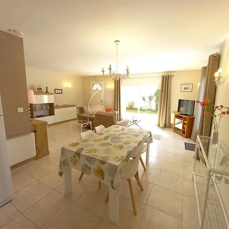 Palais Sur - Belle Maison Idealement Situee 5 Min De Nauzan فيلة *