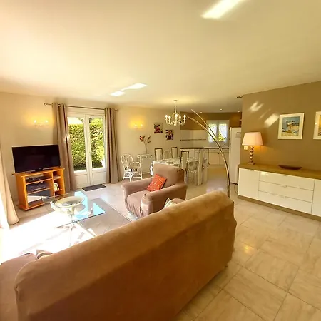 Palais Sur - Belle Maison Idéalement Située 5 Min De Nauzan Villa *