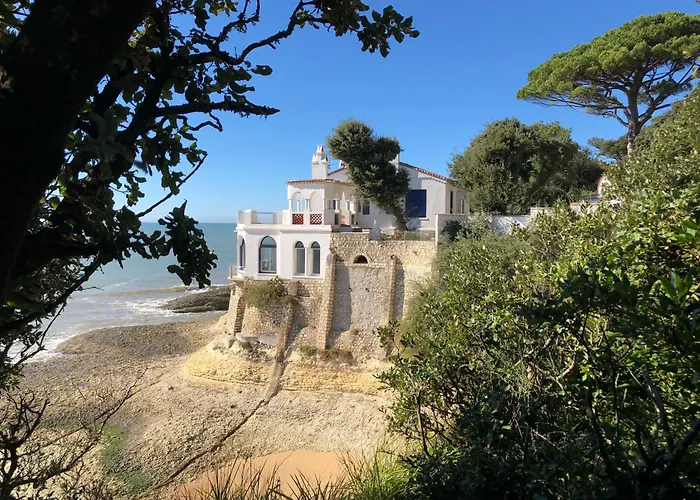 Palais Sur - Belle Maison Idealement Situee 5 Min De Nauzan וילה *