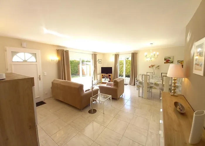 Palais Sur - Belle Maison Idealement Situee 5 Min De Nauzan וילה